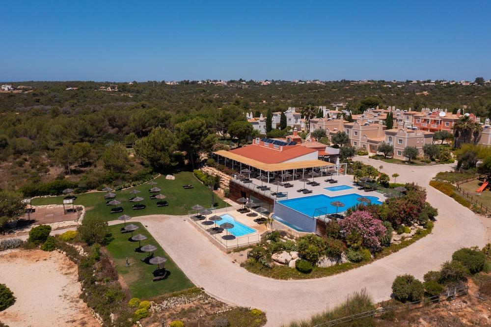 Vila Alba Resort Carvoeiro  Exterior photo Aerial view of the hotel