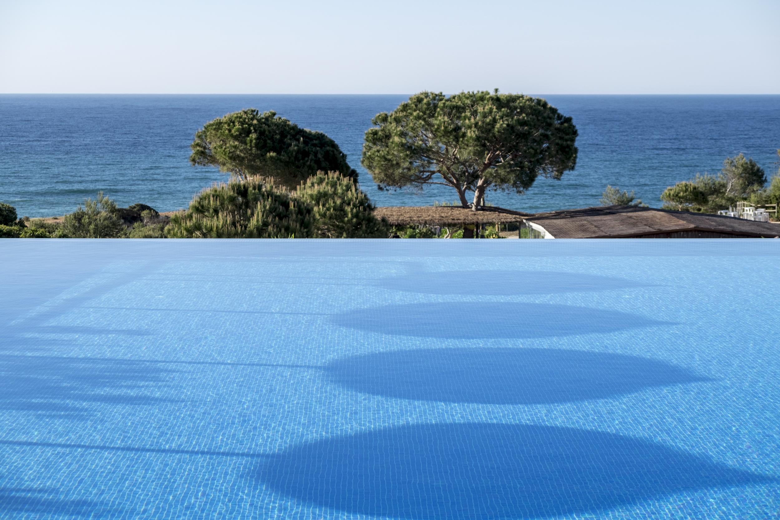 Vila Alba Resort Carvoeiro  Exterior photo Infinity pool