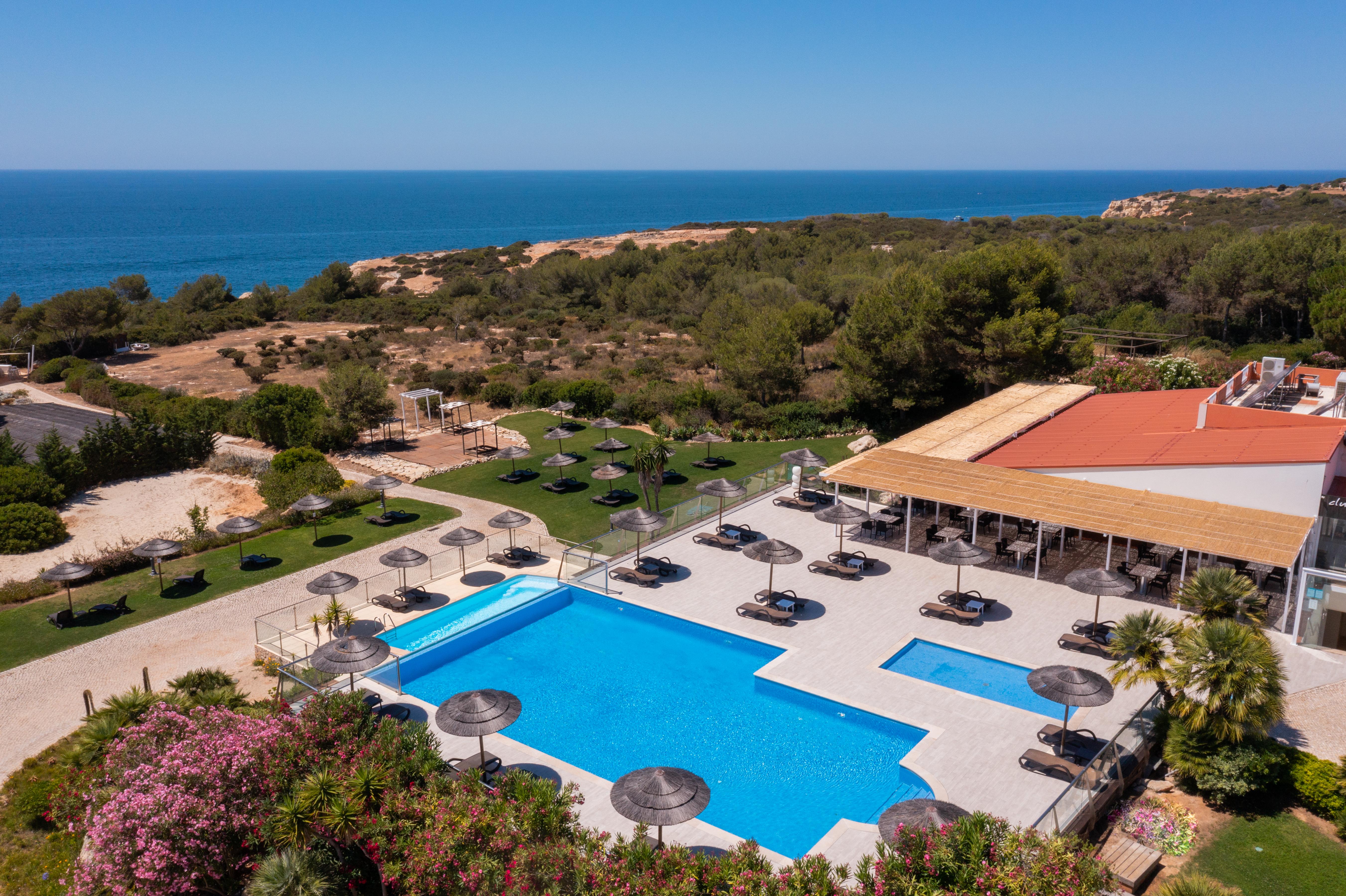 Vila Alba Resort Carvoeiro  Exterior photo Aerial view of the resort